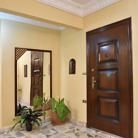 Two-Bedroom Apartment At Mohamed Farid Street Le Caire Extérieur photo